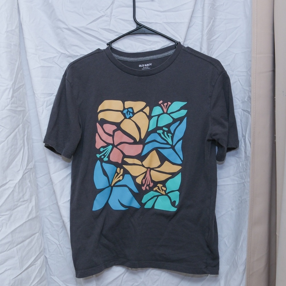 Old Navy floral graphic tee Boys XL 14-16